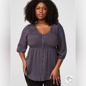 Torrid Challis smock 3/4 sleeves v-neckline button down! Size 3